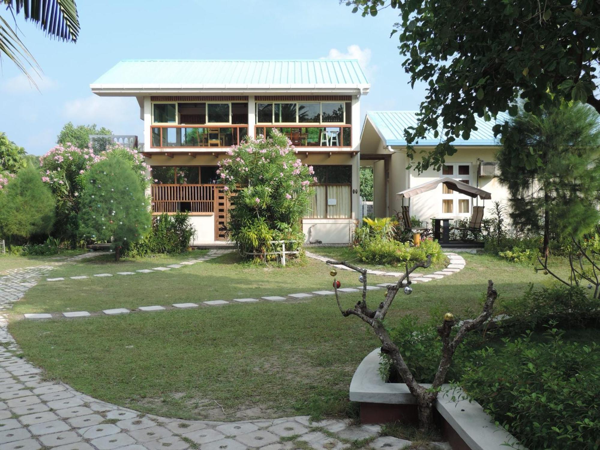 Nazaki Luxury Beach Hotel Ган Екстериор снимка