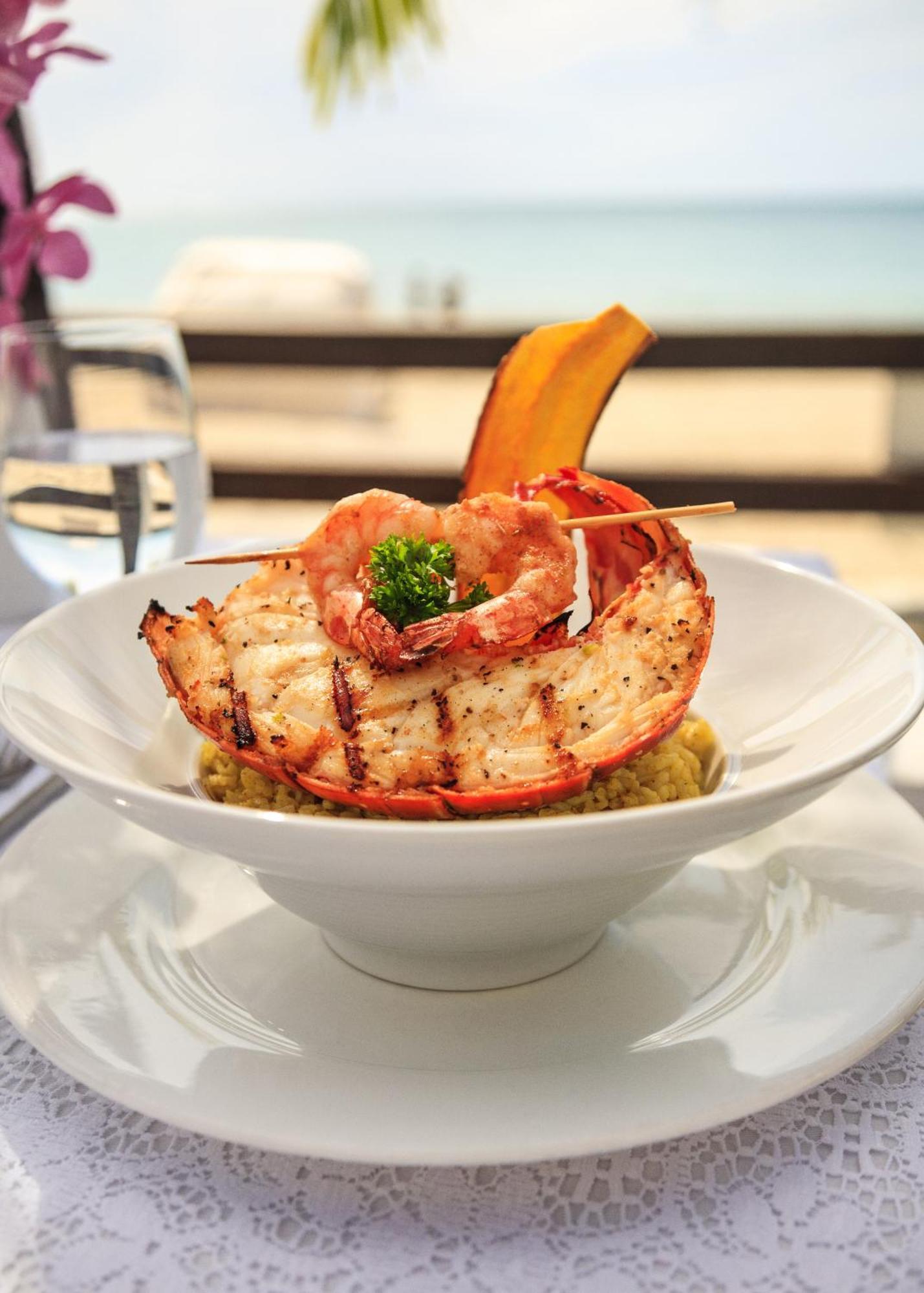 Nazaki Luxury Beach Hotel Ган Екстериор снимка